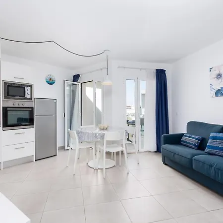 Home2book Charming Azurro Wifi קורלחו